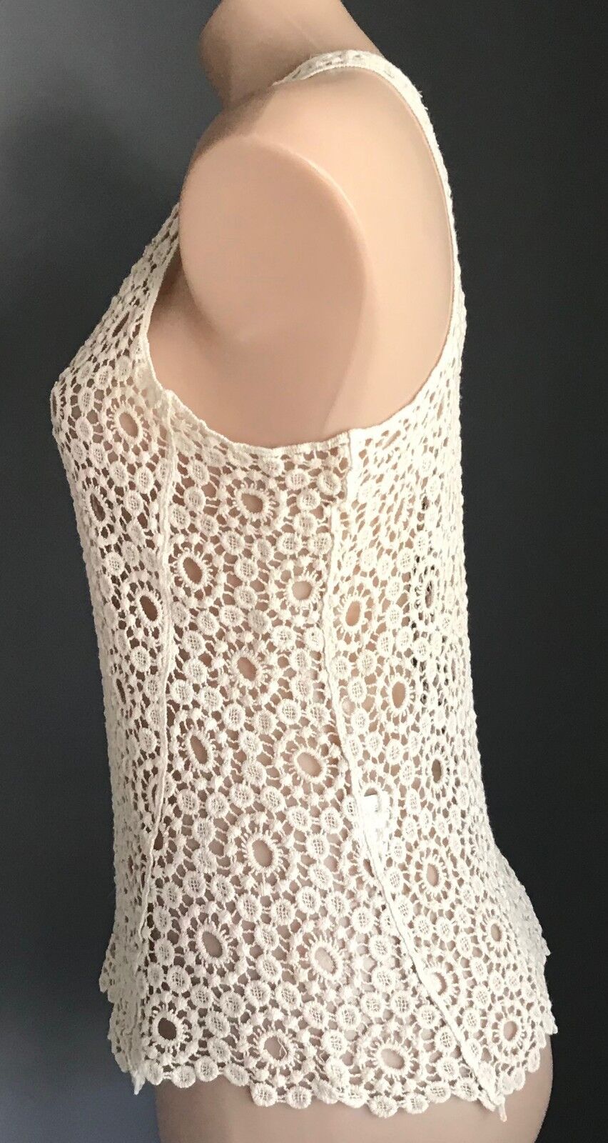 BEAUTE FASHION Top Cream Floral Lace Sleeveless Racer Back Size M L 10 12 NEW