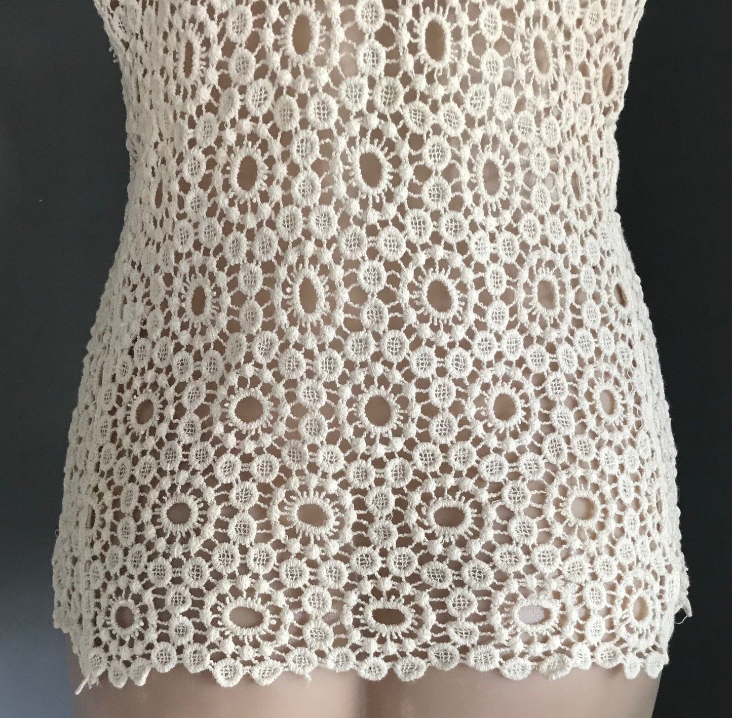 BEAUTE FASHION Top Cream Floral Lace Sleeveless Racer Back Size M L 10 12 NEW