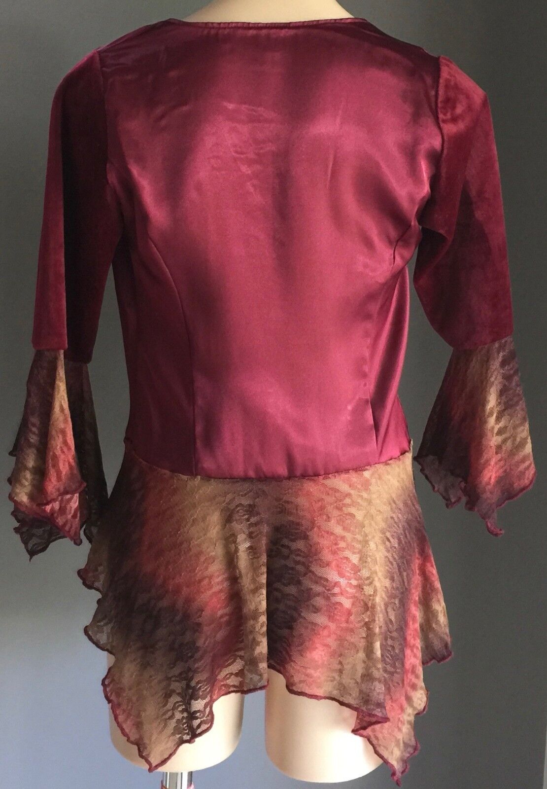 Whimsigoth Top Burgundy Maroon Satin Velour Tie Dye Lace at Sleeves Hem Size 10