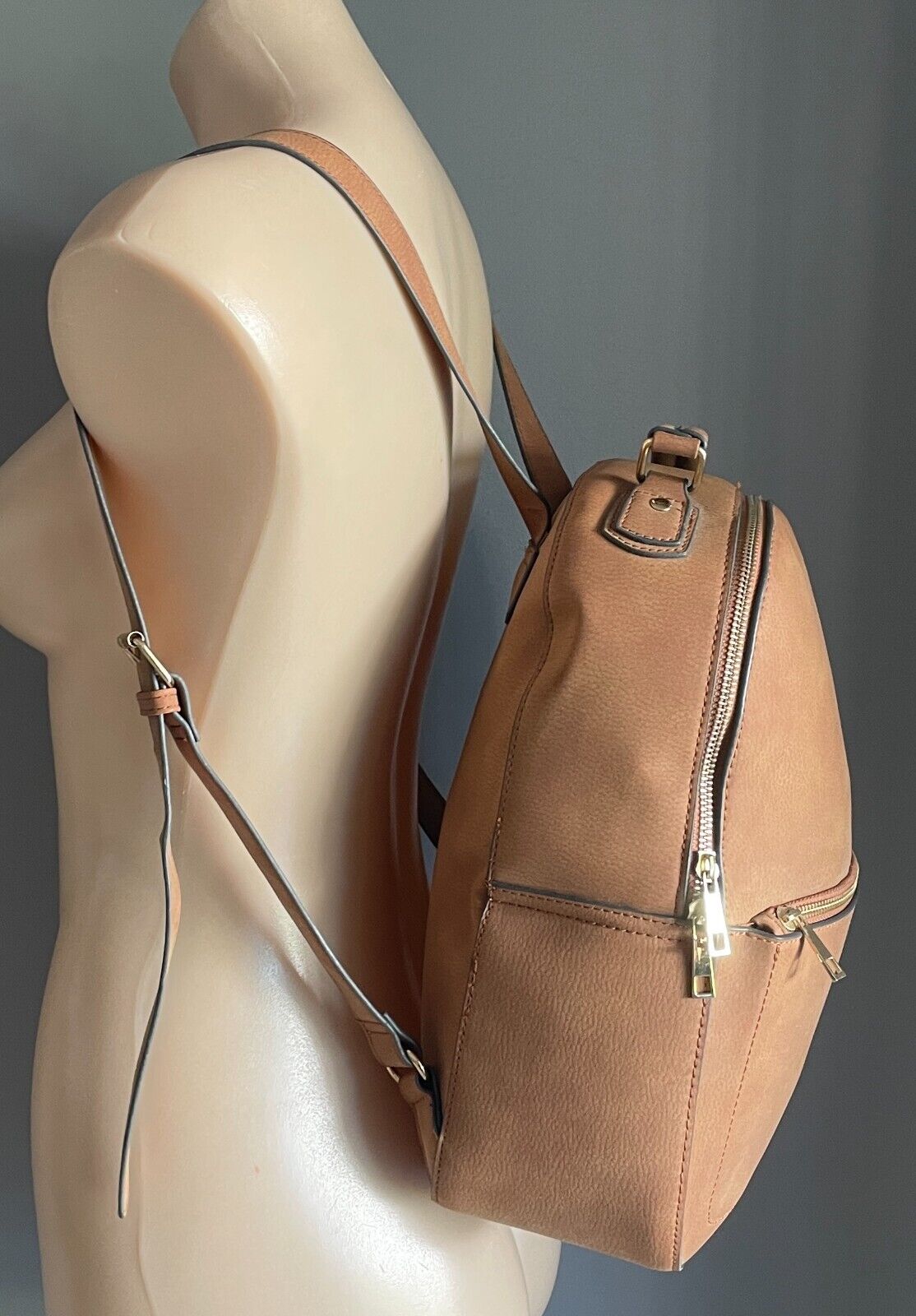 BACKPACK Tan Polyurethane Matte Pebble Look Adjustable Straps Top Handle