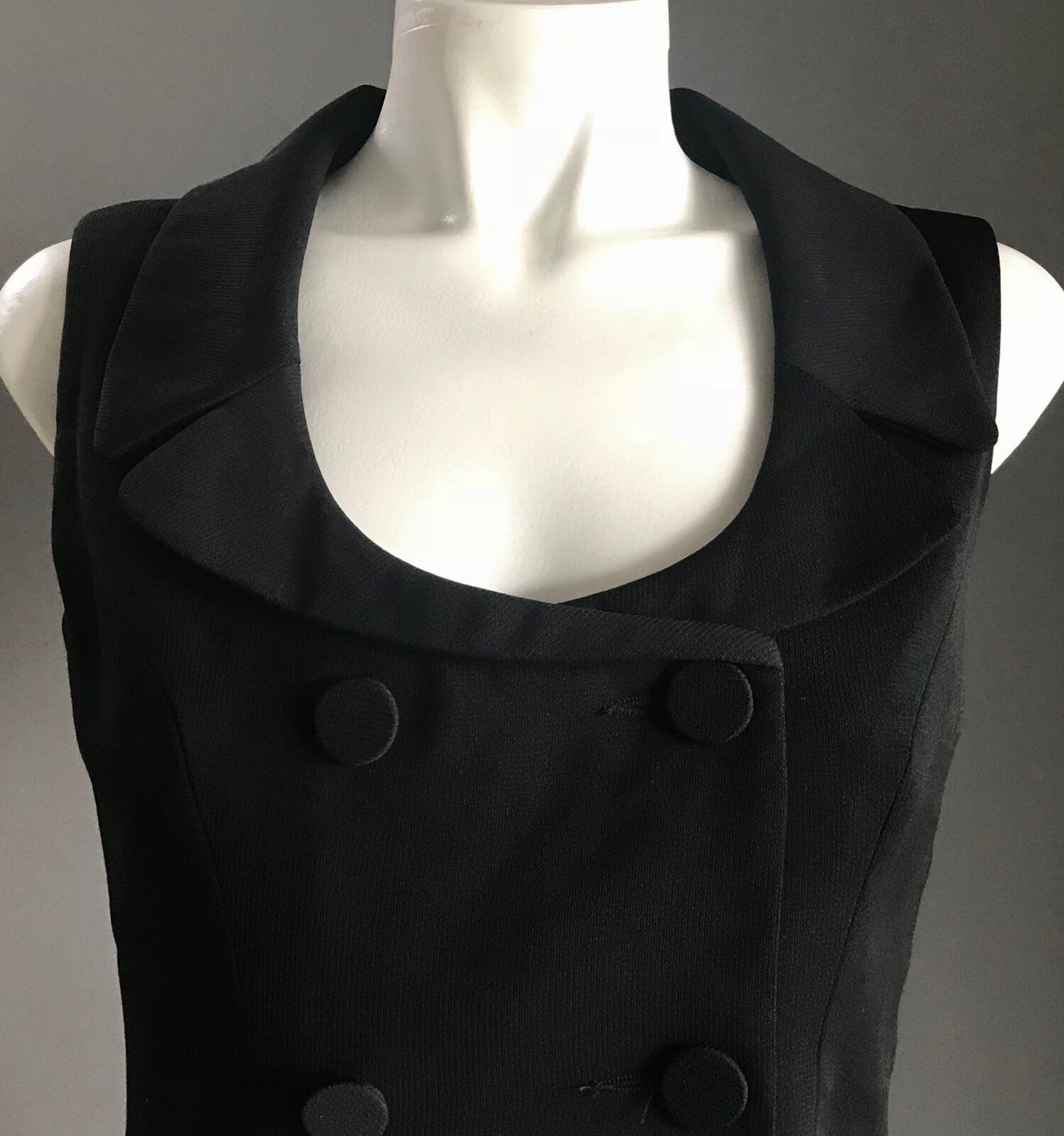 DRESSED FOR SOMETHING NICE Top Black Sleeveless Buttoned Vest Collar Size 6