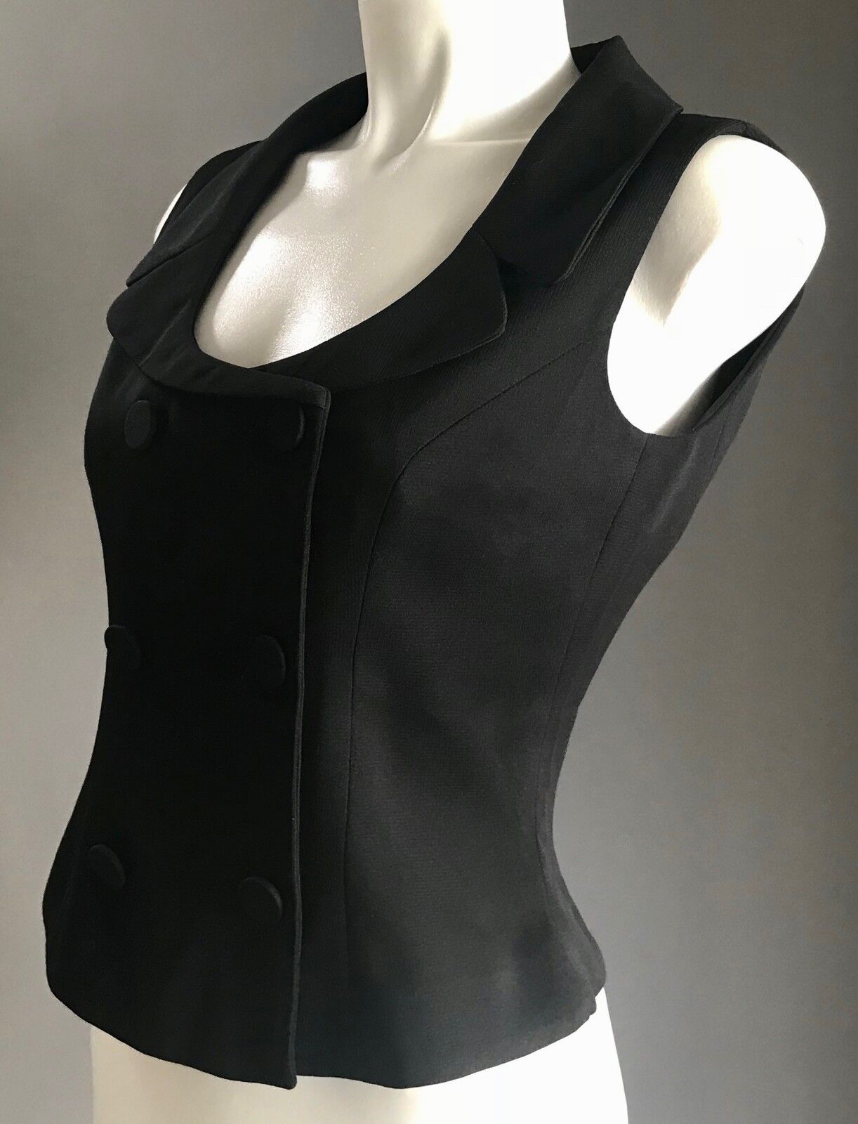 DRESSED FOR SOMETHING NICE Top Black Sleeveless Buttoned Vest Collar Size 6