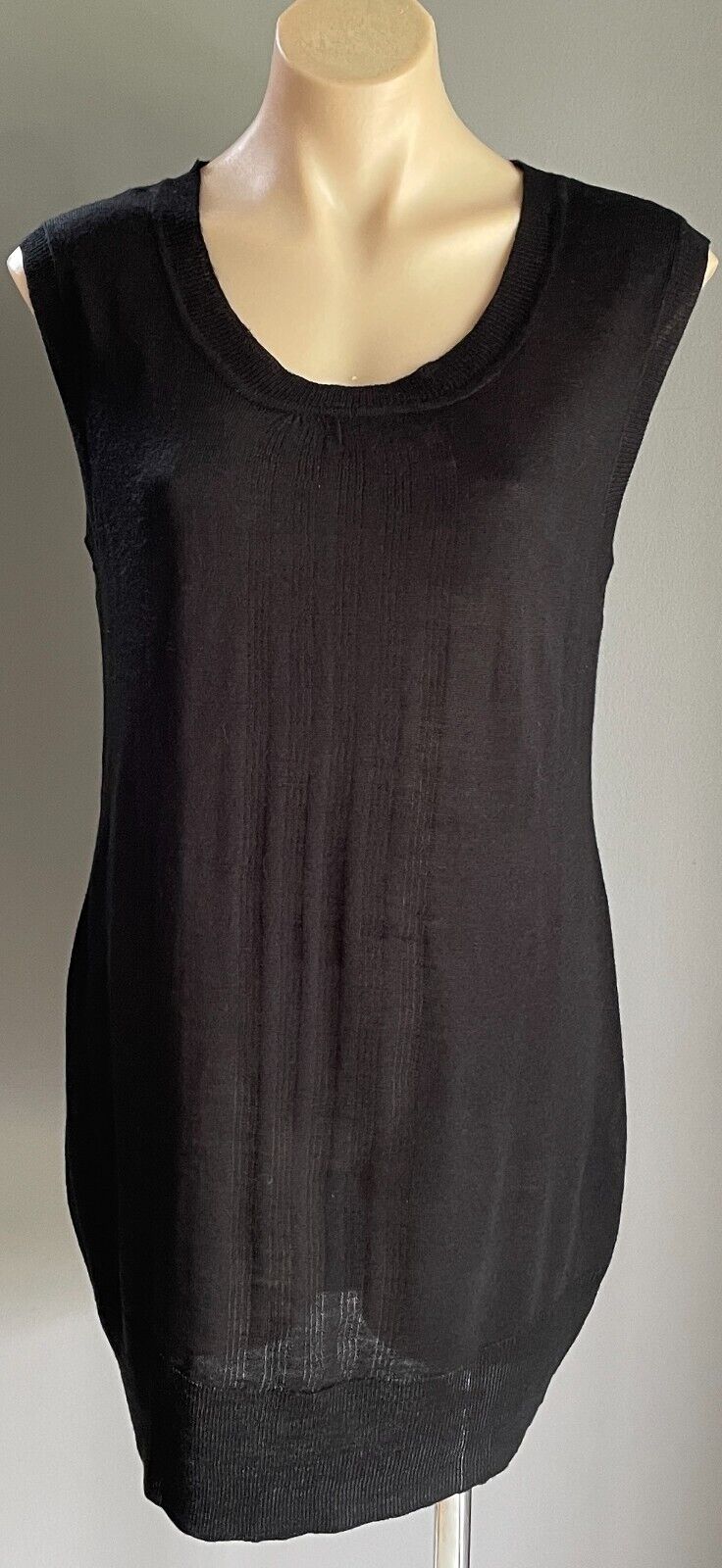 SUITE 62 BOUTIQUE Black Sleeveless Fine Knit Tunic Vest Top Size XL 12 NEW