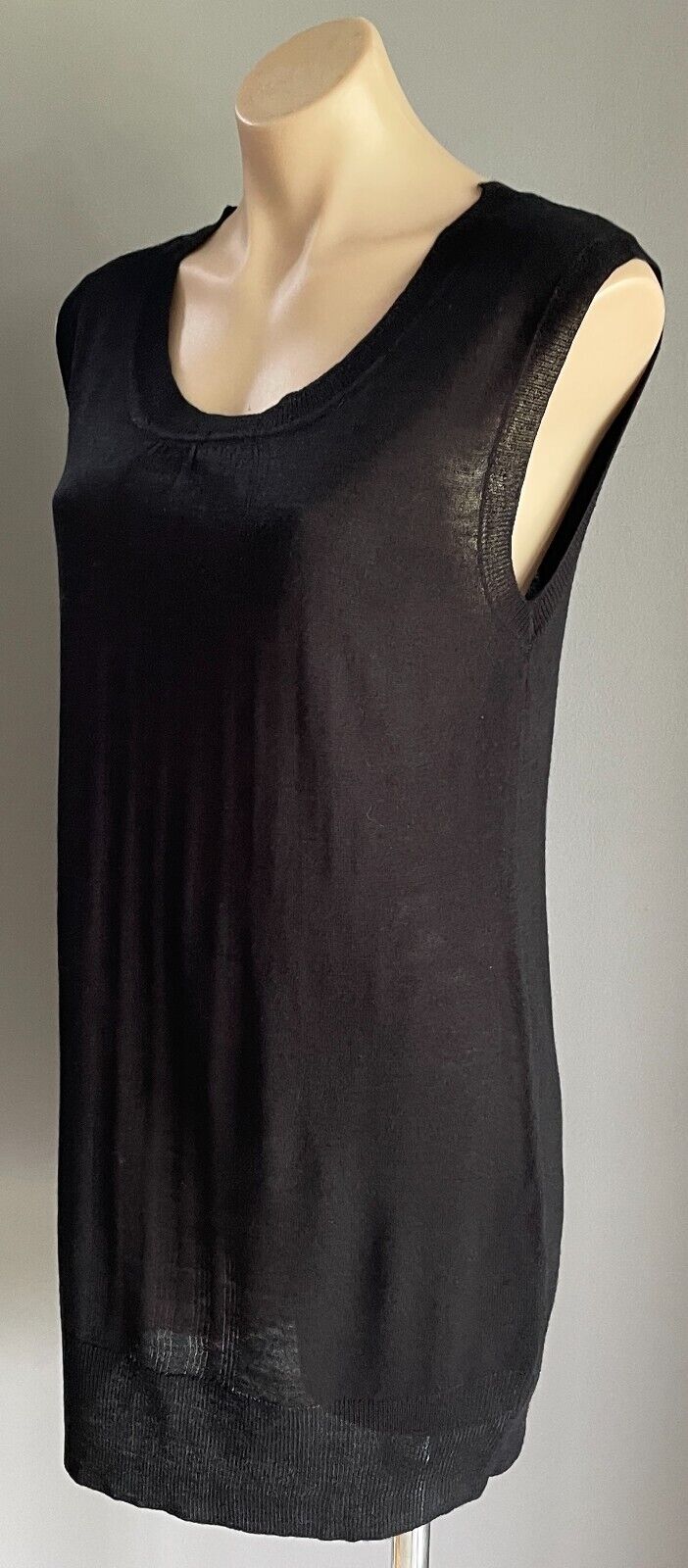 SUITE 62 BOUTIQUE Black Sleeveless Fine Knit Tunic Vest Top Size XL 12 NEW