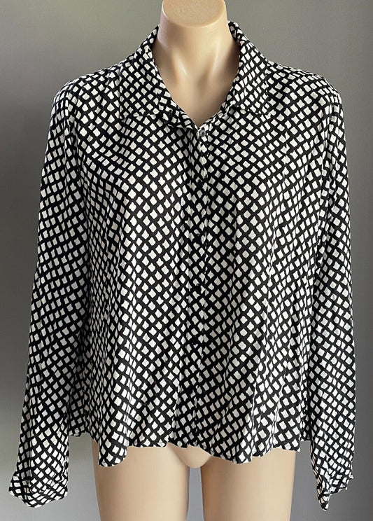 TIGERLILY Shirt Top Black White Foulard Button Front Long Sleeve Blouse Size 10