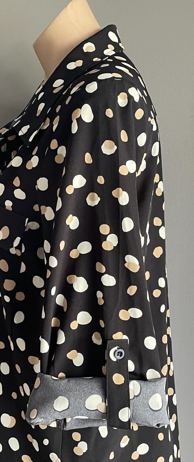 CAROLINE MORGAN Top L/Sleeve Blouse Black Beige Ivory Irregular Spot Pattern 10