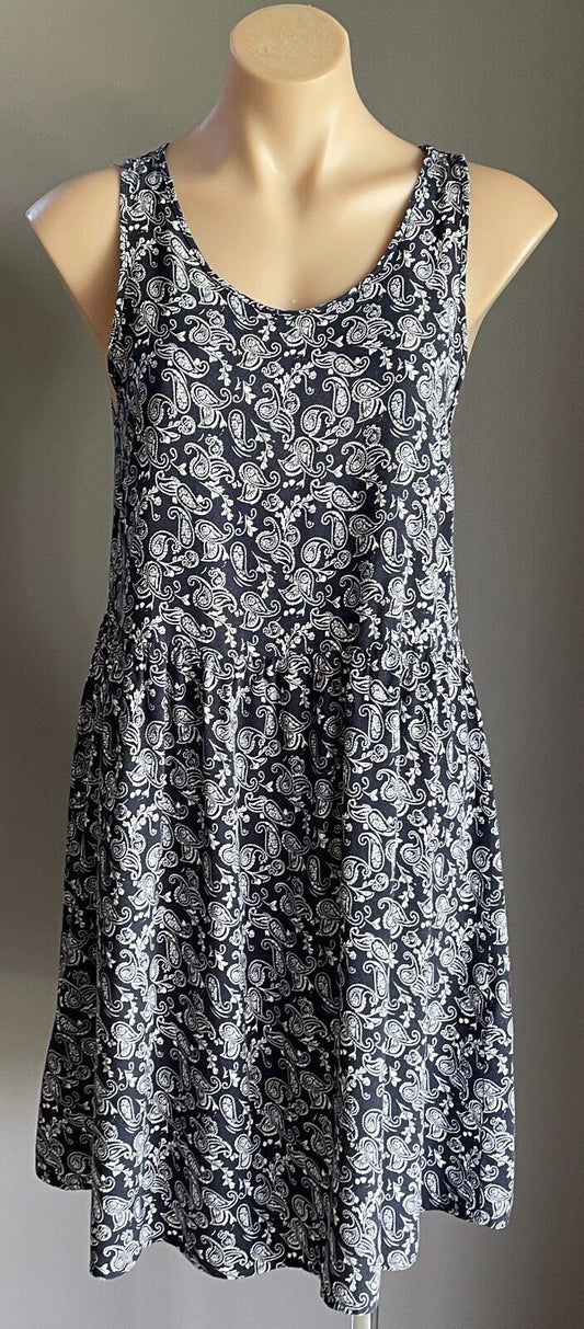 LILY LOVES Target Viscose Dress Navy White Paisley Sleeveless Shift Size 10