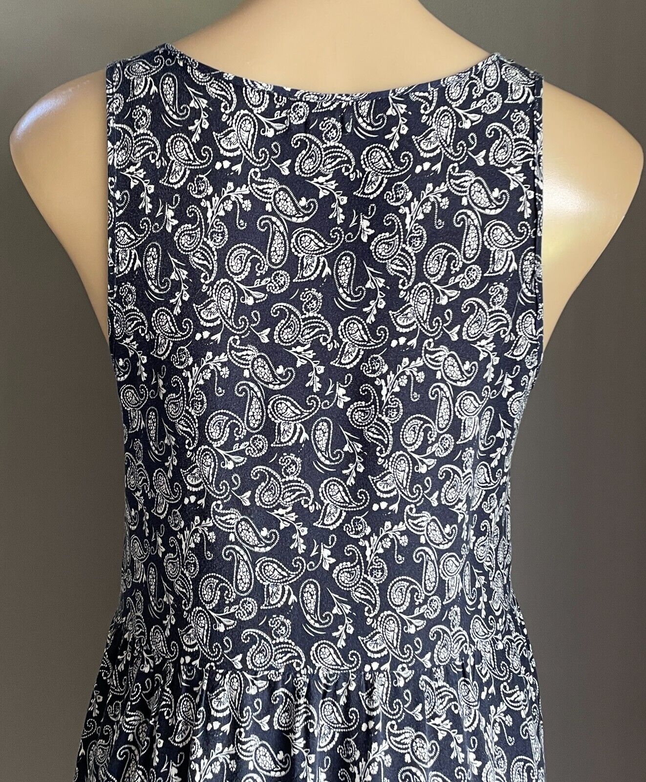 LILY LOVES Target Viscose Dress Navy White Paisley Sleeveless Shift Size 10