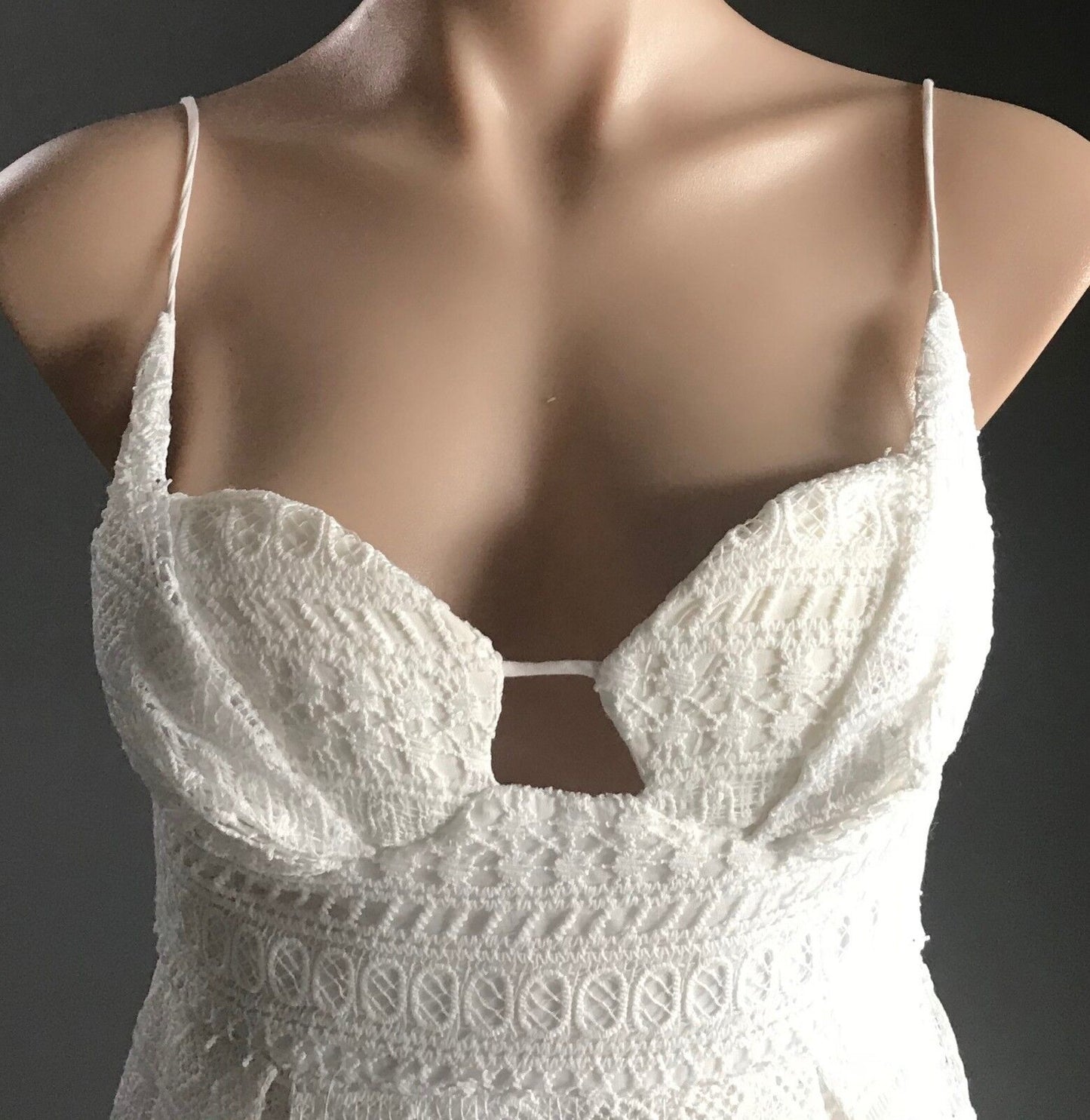 AVA Dress Midi White Lace Sleeveless Fit & Flare  Ladies Size 8 10 NEW