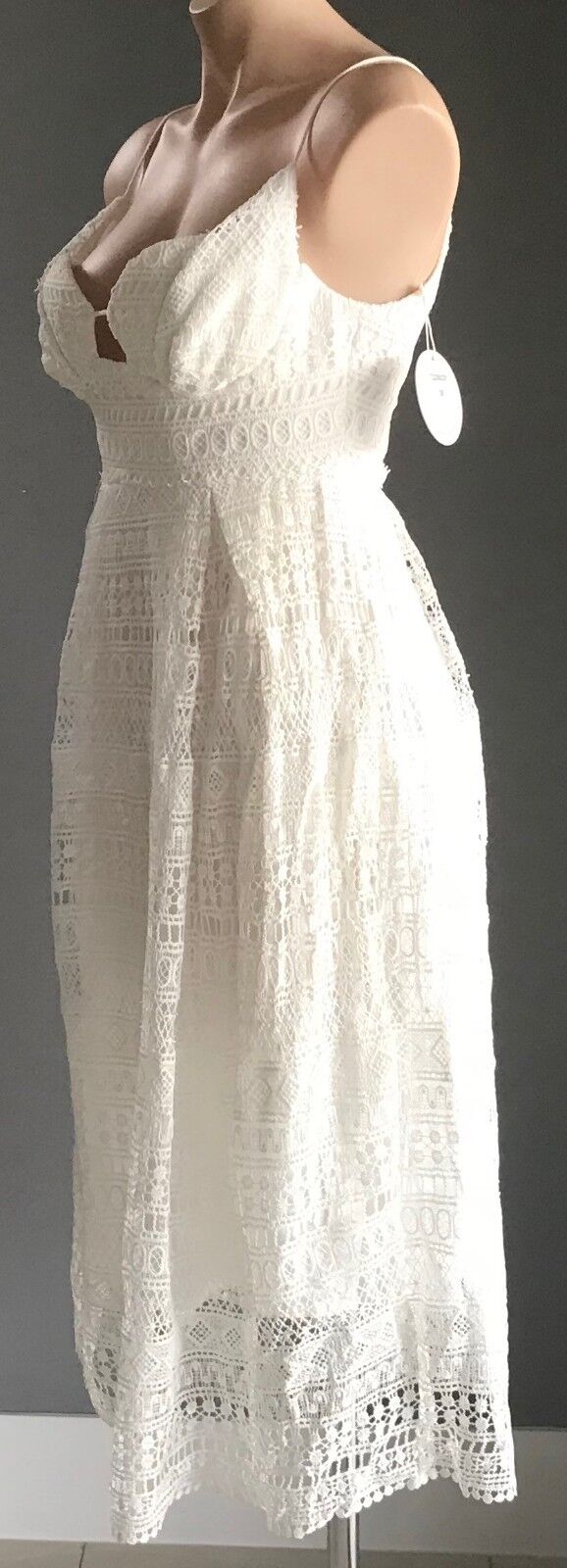 AVA Dress Midi White Lace Sleeveless Fit & Flare  Ladies Size 8 10 NEW