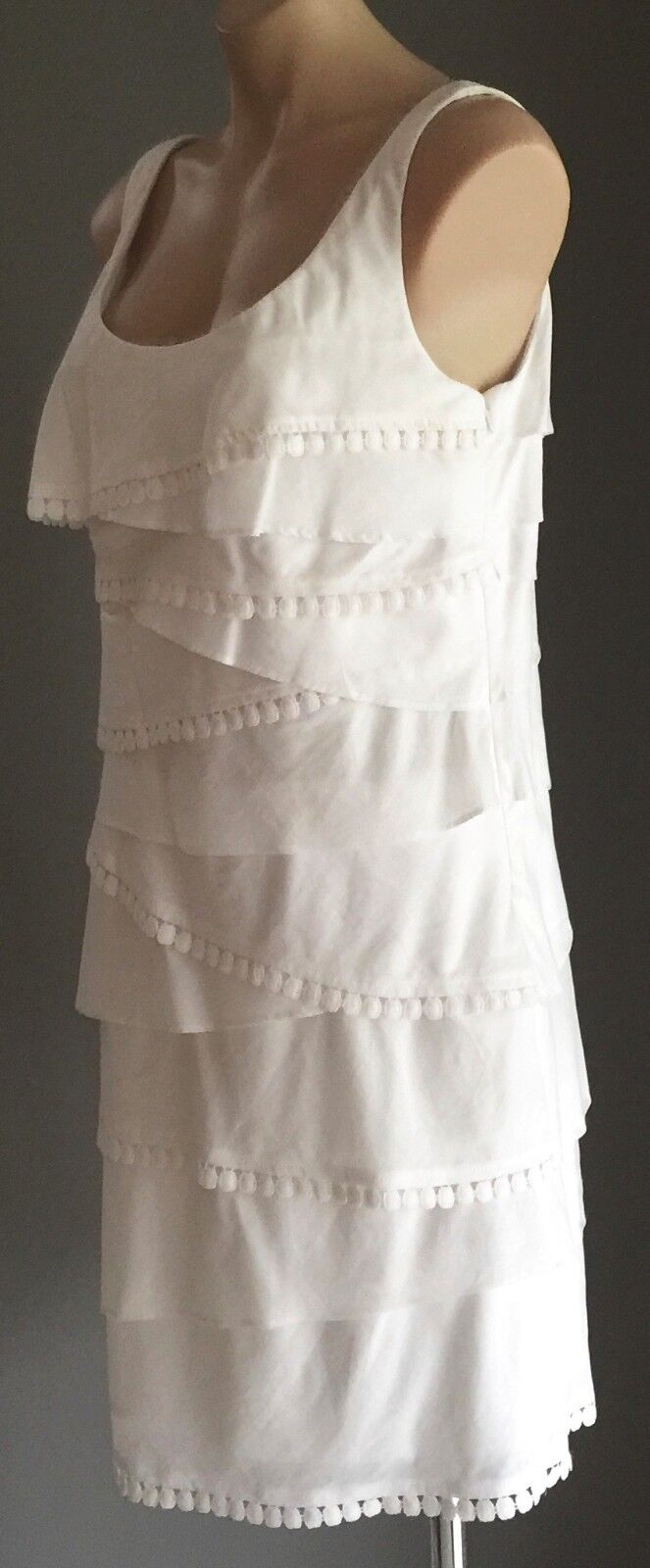ROZ & ALI Dress White Sleeveless Tier Layered Size 10 Beautiful