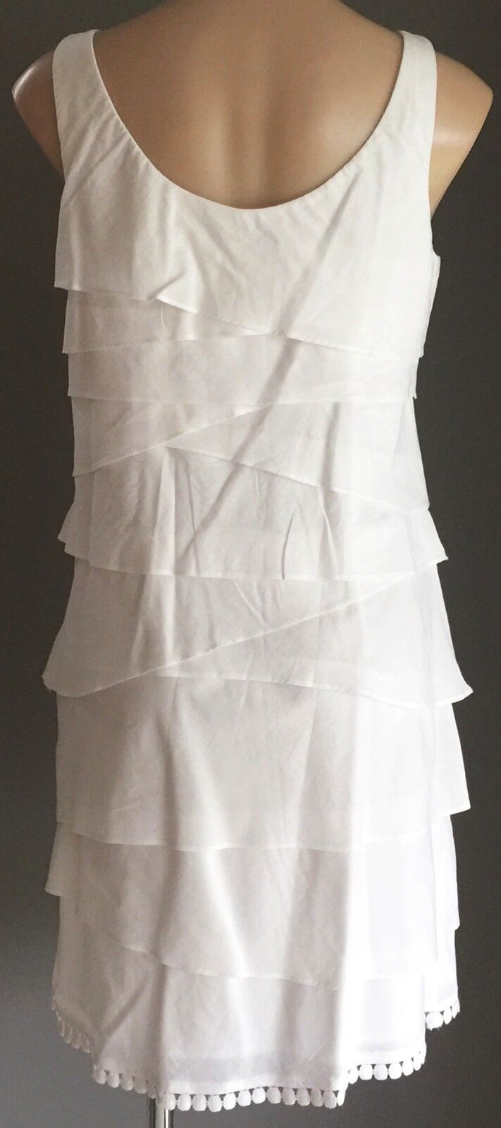 ROZ & ALI Dress White Sleeveless Tier Layered Size 10 Beautiful