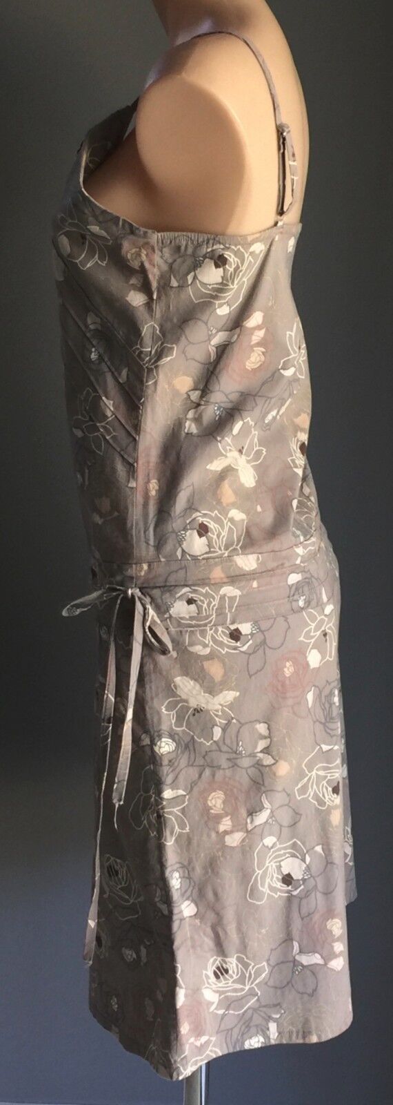 DRESS Light Grey Floral Print Sleeveless Drawstring Waist Size 10 12 Gorgeous