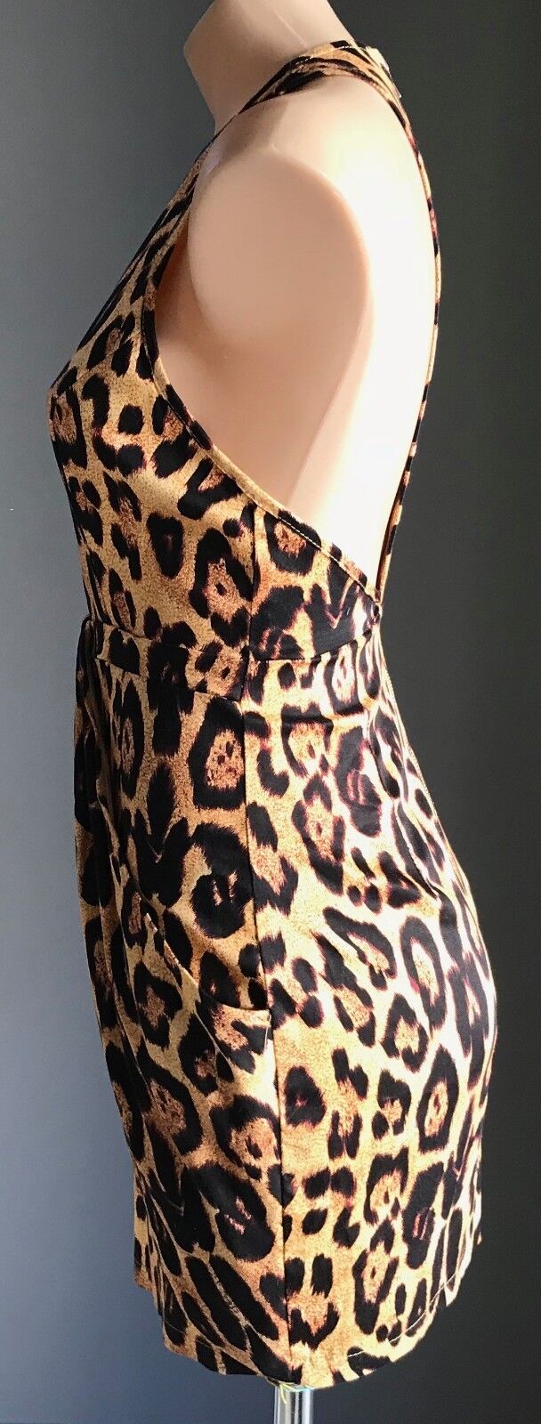 MORNING MIST Mini Dress Plunge V Neck T Bar Back Leopard City Beach 8 - 10 NEW