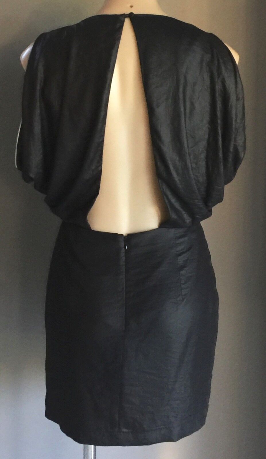 T by BETTINA LIANO Black Mini Dress Open Back Silver Zip Sleeves Size 10 Vintage