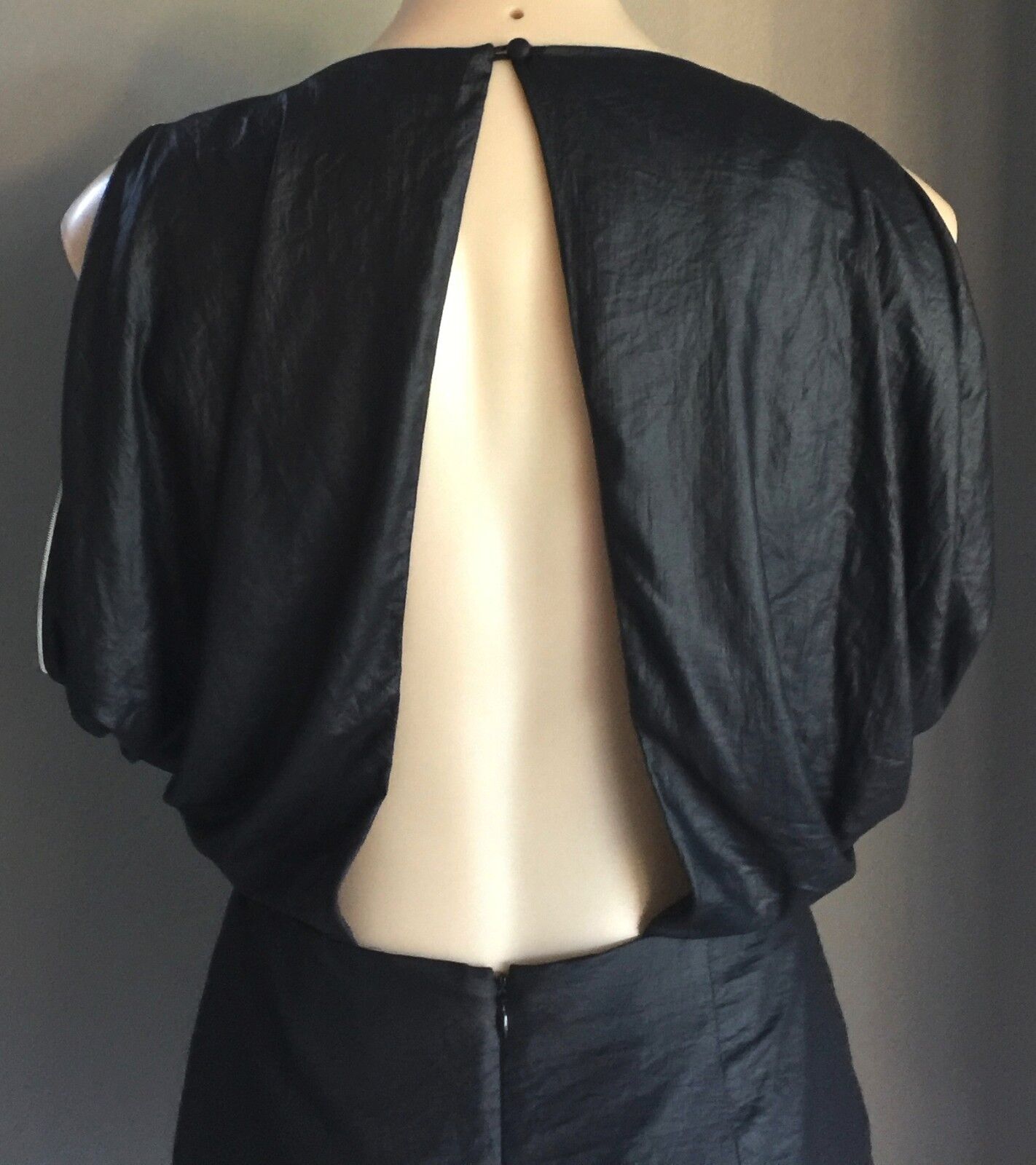 T by BETTINA LIANO Black Mini Dress Open Back Silver Zip Sleeves Size 10 Vintage