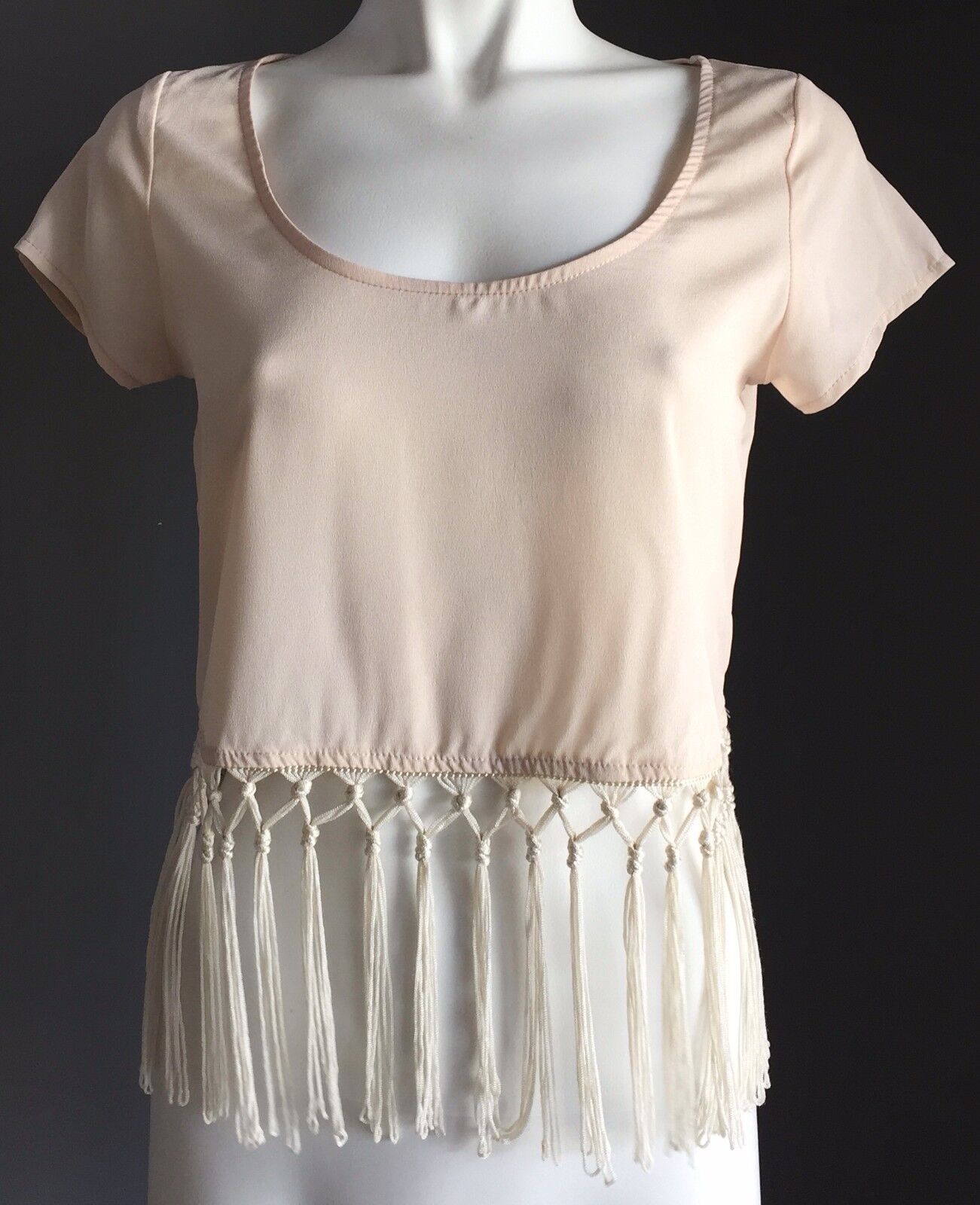 HE DOESN'T KNOW WHY Crop Top Beige Short Sleeve Tassel Trim Fringe Size 8 NEW