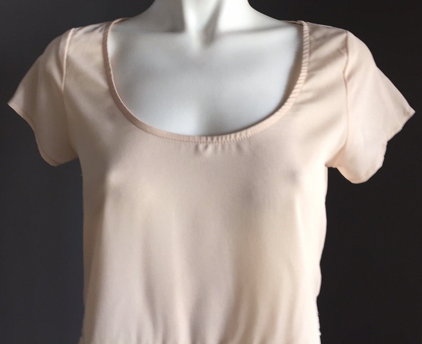 HE DOESN'T KNOW WHY Crop Top Beige Short Sleeve Tassel Trim Fringe Size 8 NEW
