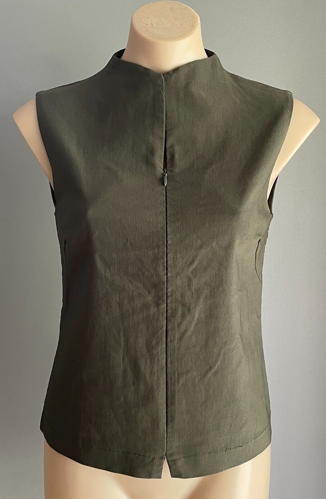 CITY 2000 Khaki Top Sleeveless Invisi Zip Front Stretch Fitted Sz 8 10 Vintage