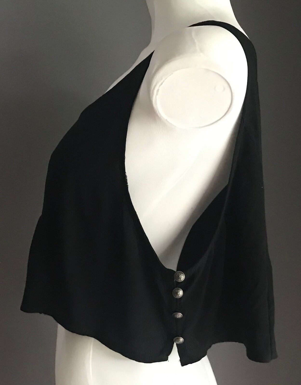 RUMOURS BOUTIQUE Crop Top Black Sleeveless Ruffle Hem Singlet Ladies Size 8 NEW