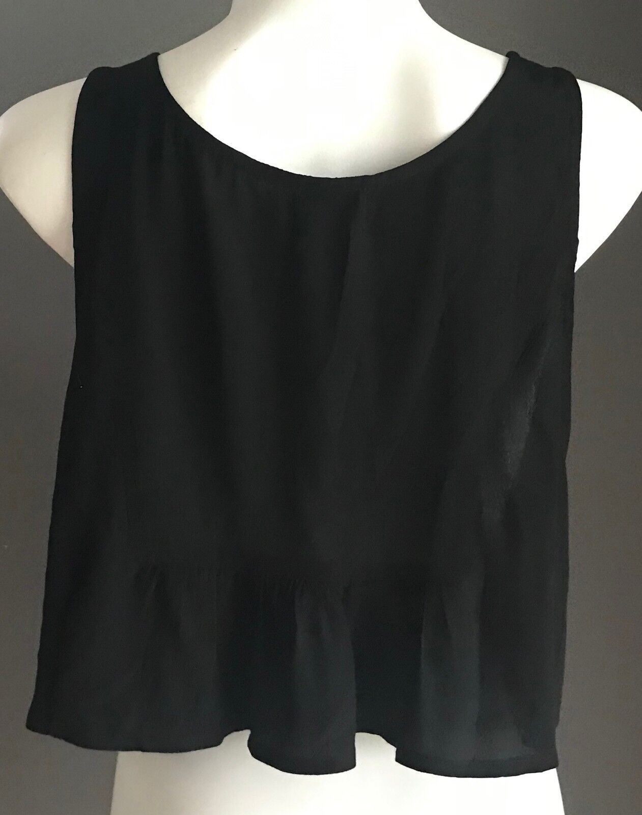 RUMOURS BOUTIQUE Crop Top Black Sleeveless Ruffle Hem Singlet Ladies Size 8 NEW
