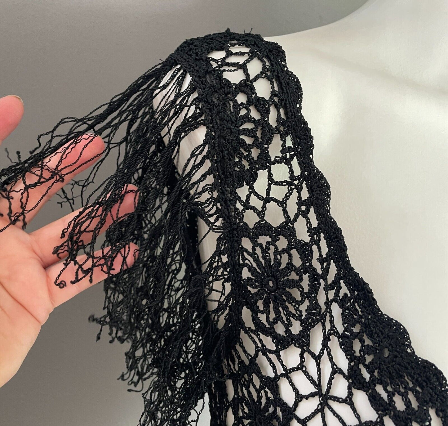 Crochet Top Boho Black Sleeveless Fringed Sheer Size 8