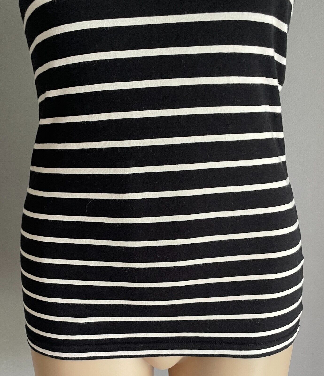 BETTY BASICS Top Black & White Stripe T-Shirt Short Sleeve Stretch Size 8 10 NEW