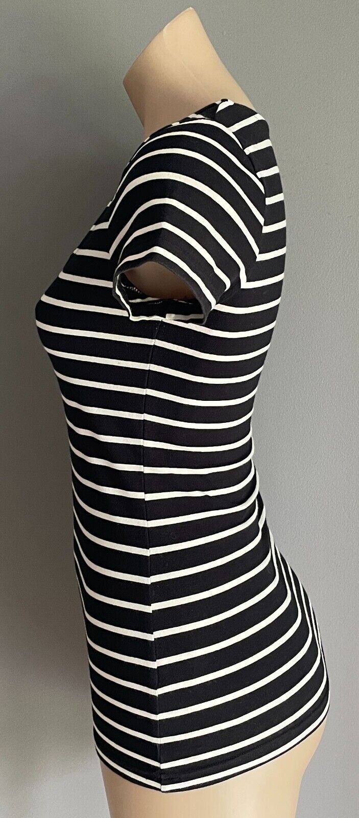 BETTY BASICS Top Black & White Stripe T-Shirt Short Sleeve Stretch Size 8 10 NEW