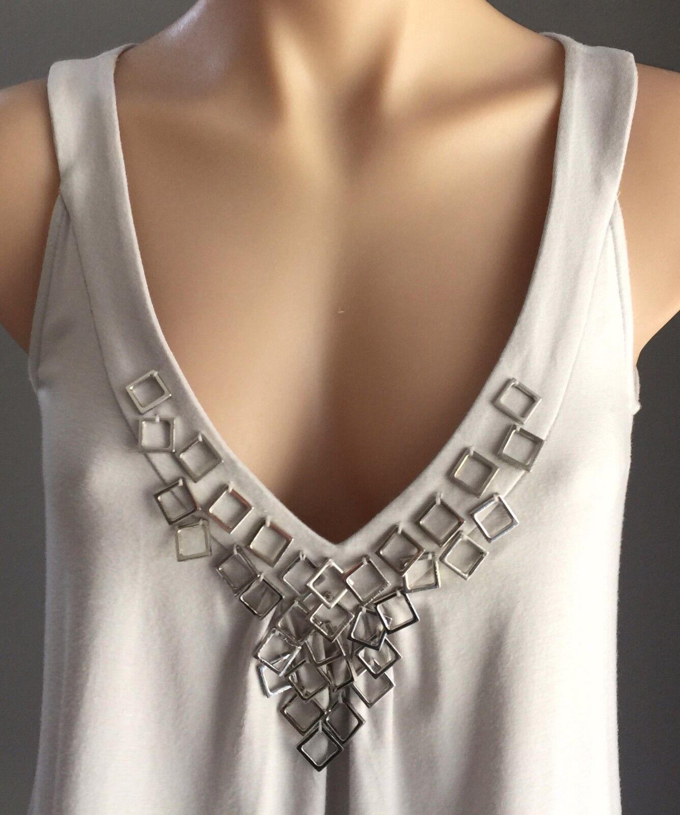 SABA "Evie" Silver Dove Grey Sleeveless Tank Top Ladies Size 8 10 NEW