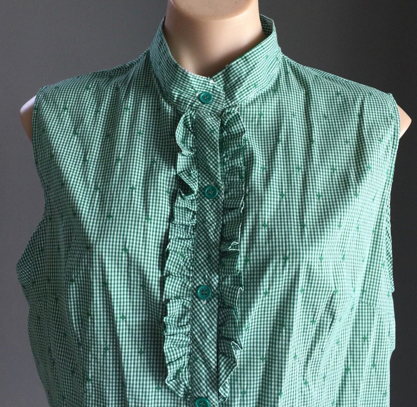 VICTORIA HILL Shirt Top Green White Gingham Sleeveless Frill Blouse Size 16 NEW