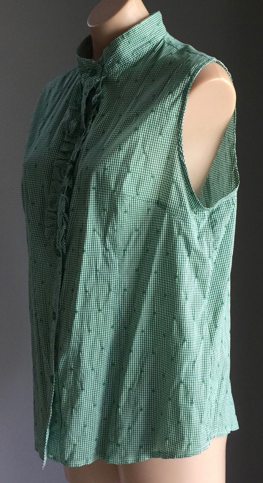 VICTORIA HILL Shirt Top Green White Gingham Sleeveless Frill Blouse Size 16 NEW