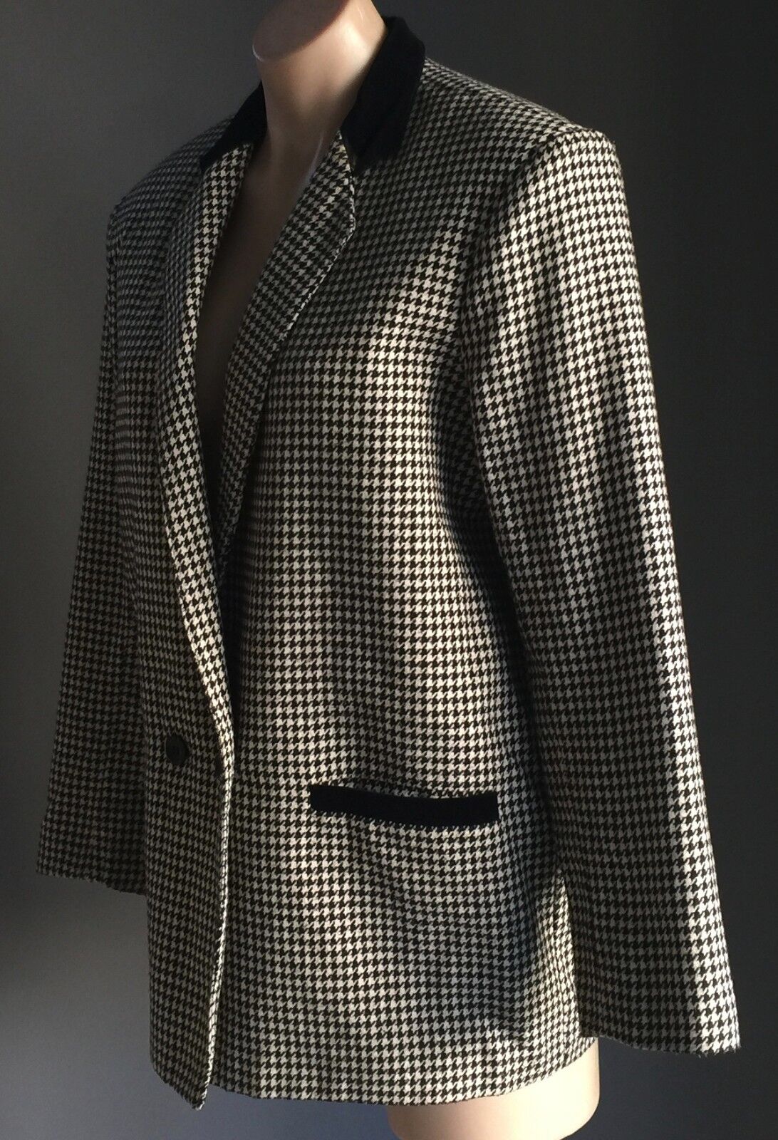 1990's Houndstooth Jacket Hand Made Ladies Black & White Blazer Size 12 - 16