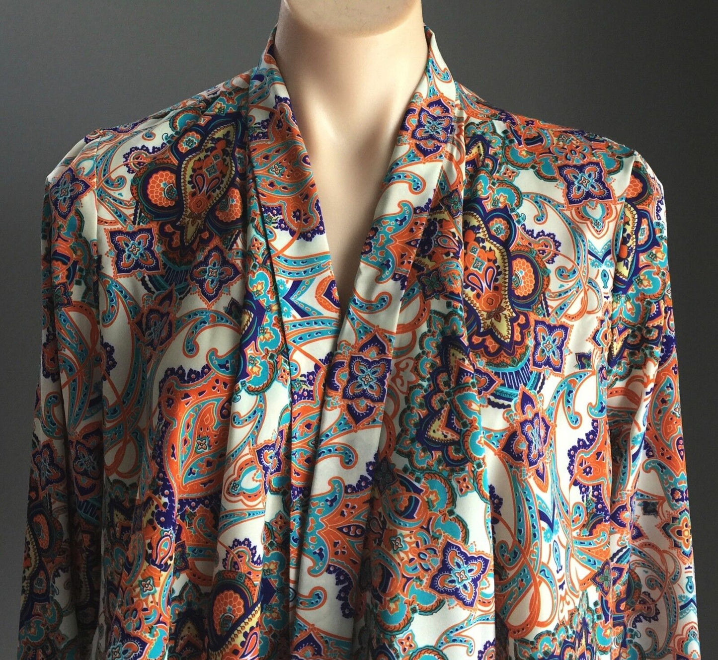 SUITE 62 BOUTIQUE Top Jacket Crop Drape Soft Paisley MultiColoured Silky Size 16