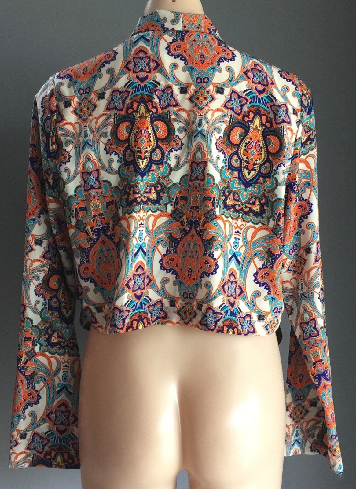 SUITE 62 BOUTIQUE Top Jacket Crop Drape Soft Paisley MultiColoured Silky Size 16