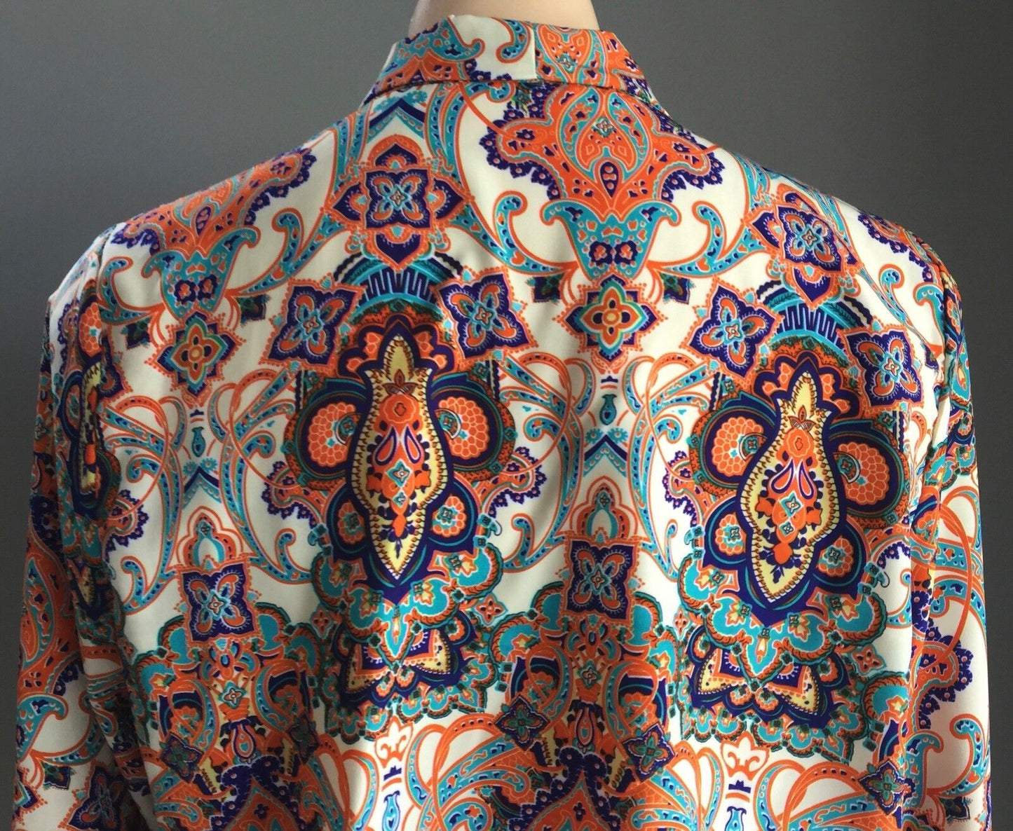 SUITE 62 BOUTIQUE Top Jacket Crop Drape Soft Paisley MultiColoured Silky Size 16