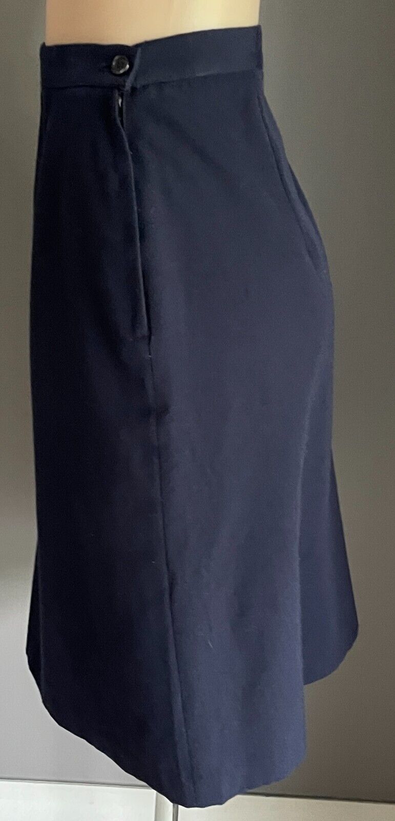 Classic Straight Skirt Size 16 Navy Blue Lined Knee Length Heavier Fabric NEW