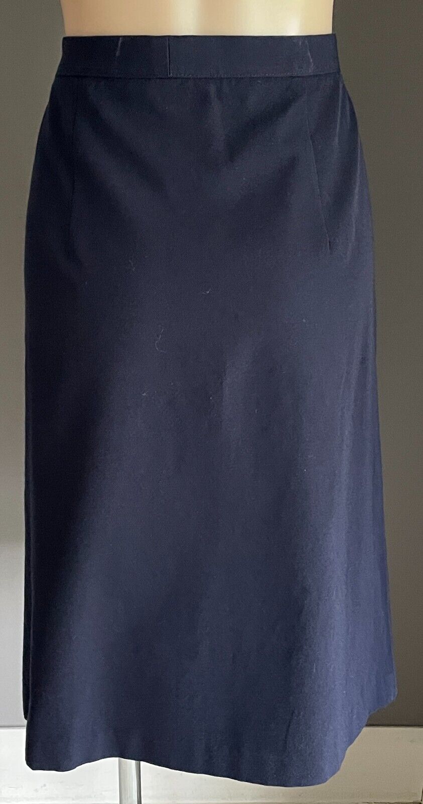 Classic Straight Skirt Size 16 Navy Blue Lined Knee Length Heavier Fabric NEW