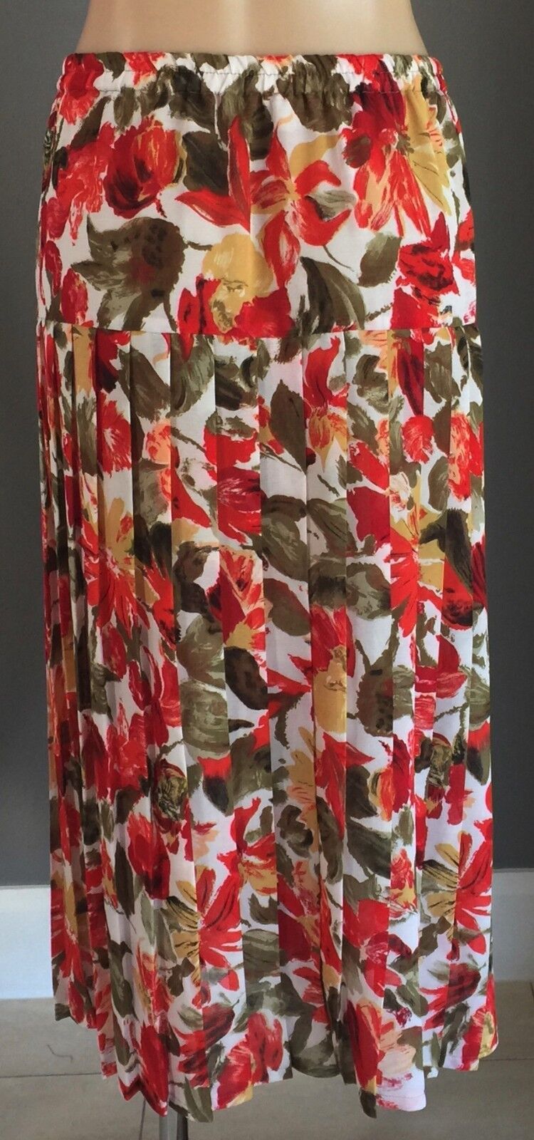 Vintage Skirt Pleat Bright MultiColoured Elastic Waist Ladies Size 16 Boho