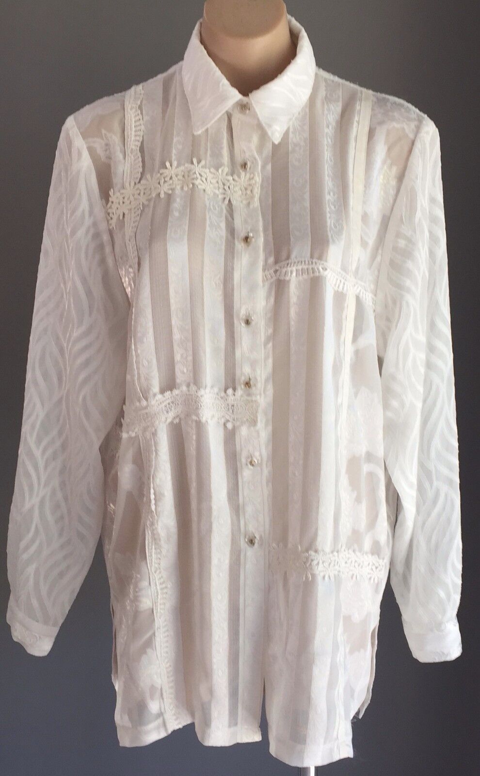 PRIVATE COLLECTION Blouse White Gold Thread Ribbon Lace Romantic Shirt Top Sz 12