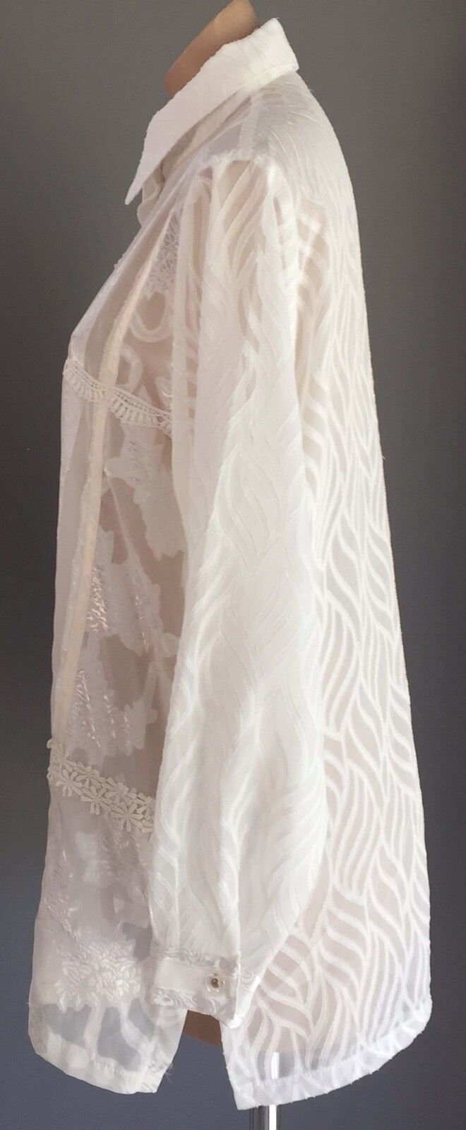 PRIVATE COLLECTION Blouse White Gold Thread Ribbon Lace Romantic Shirt Top Sz 12