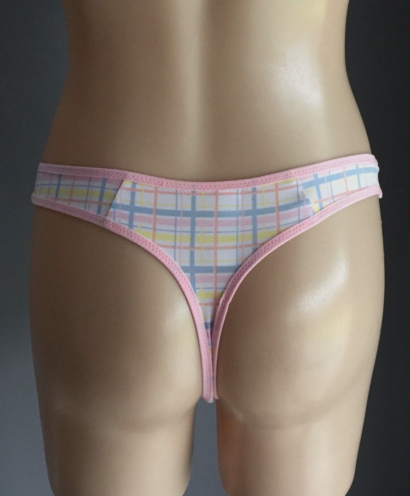 VS INTIMATES Matching Bra & G-String Set 14D Size 14 Pastel Check Print NEW