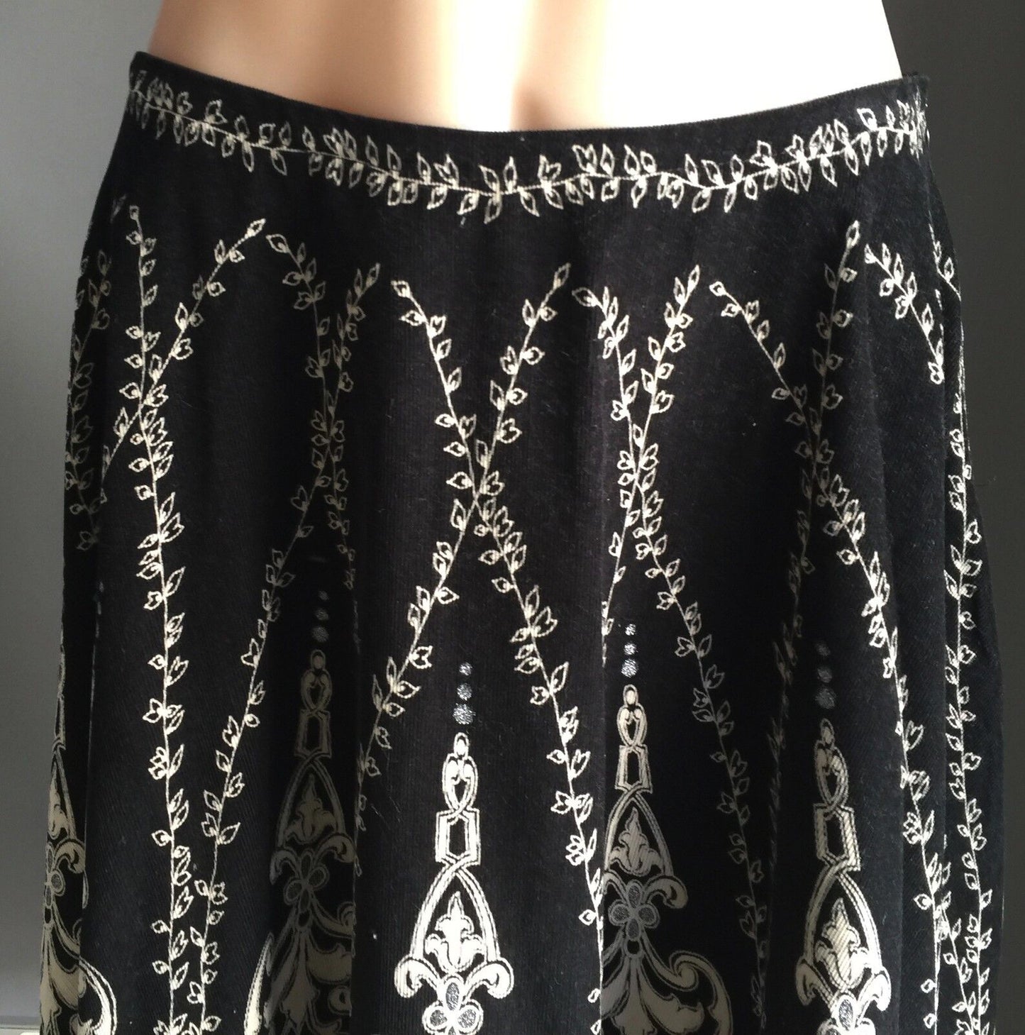 NIAMA WOMAN Short Skirt Black Cream Silver Print Micro Corduroy Size S 10 Italy