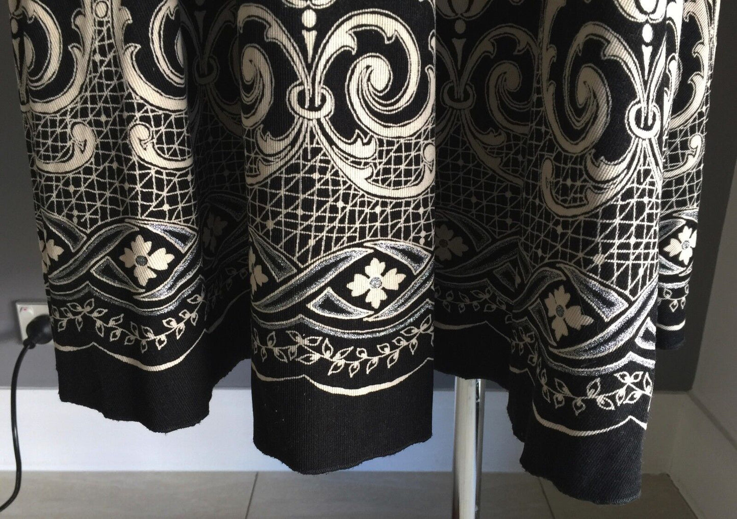 NIAMA WOMAN Short Skirt Black Cream Silver Print Micro Corduroy Size S 10 Italy