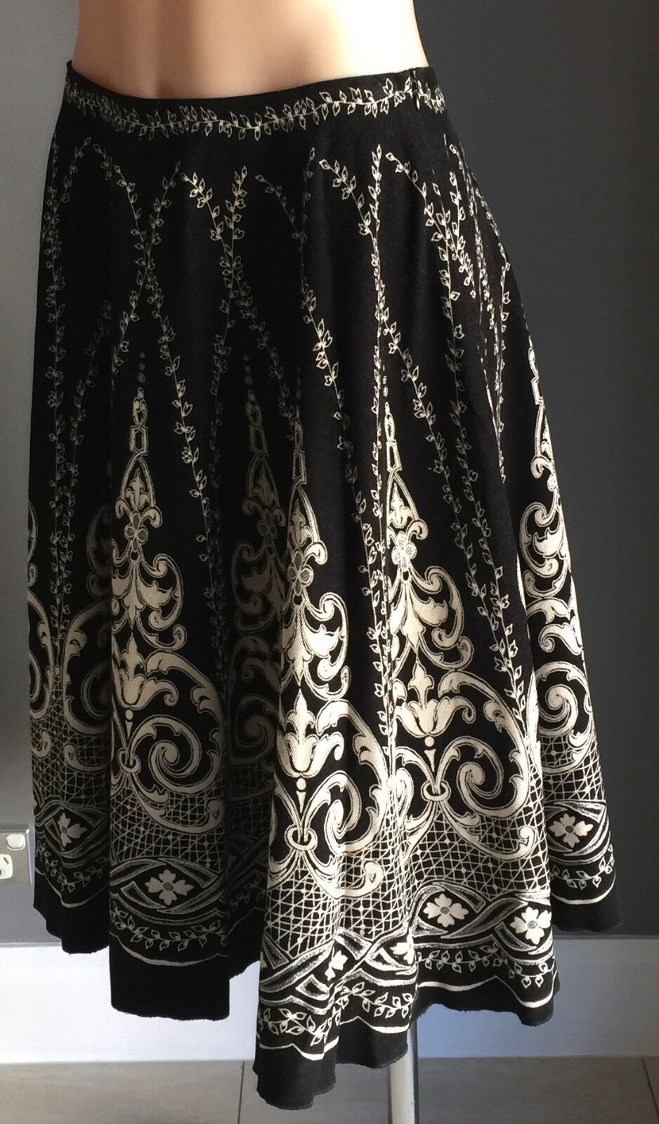 NIAMA WOMAN Short Skirt Black Cream Silver Print Micro Corduroy Size S 10 Italy