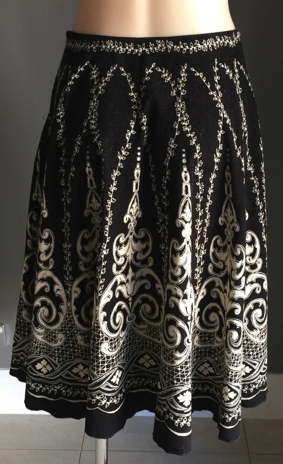NIAMA WOMAN Short Skirt Black Cream Silver Print Micro Corduroy Size S 10 Italy