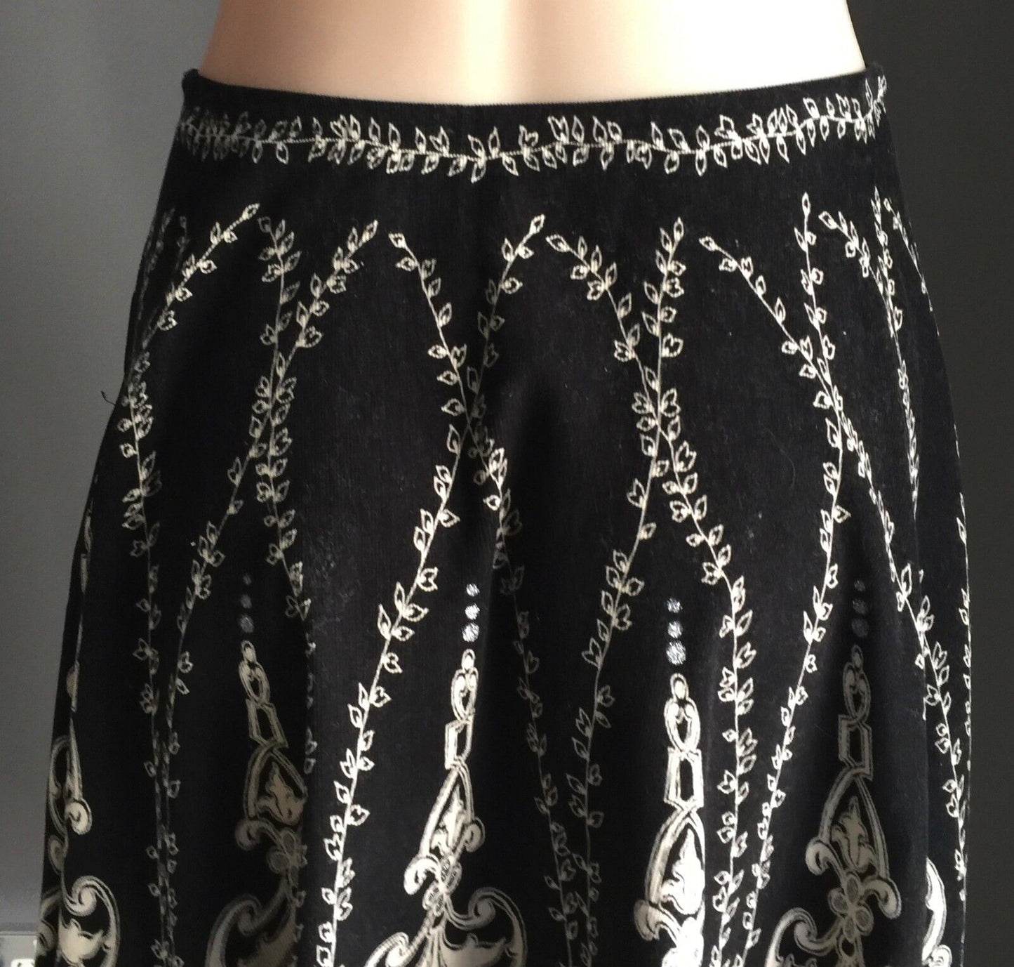 NIAMA WOMAN Short Skirt Black Cream Silver Print Micro Corduroy Size S 10 Italy