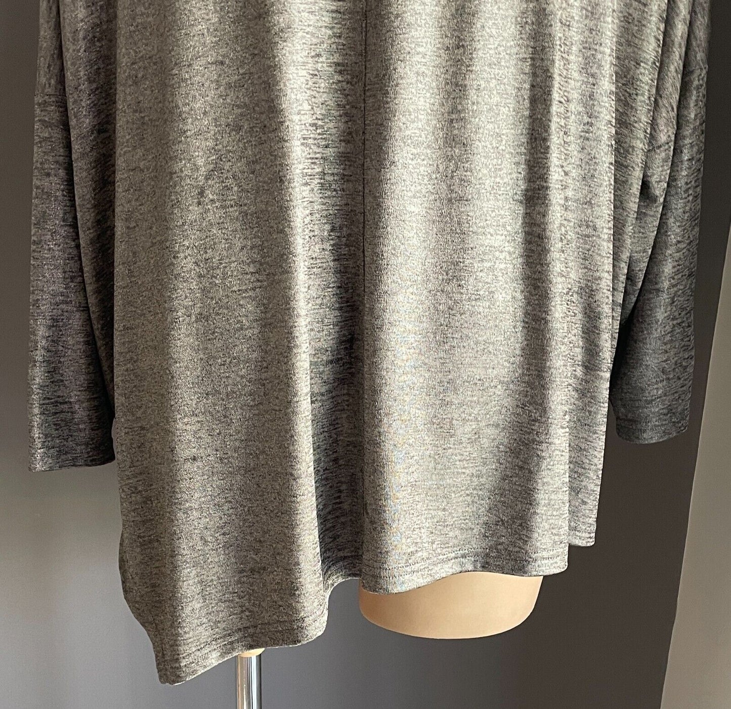 POSTIE "Slinky" Top 3/4 Sleeve Black Grey Marl Fabric Asymmetric Hem Plus Sze 28