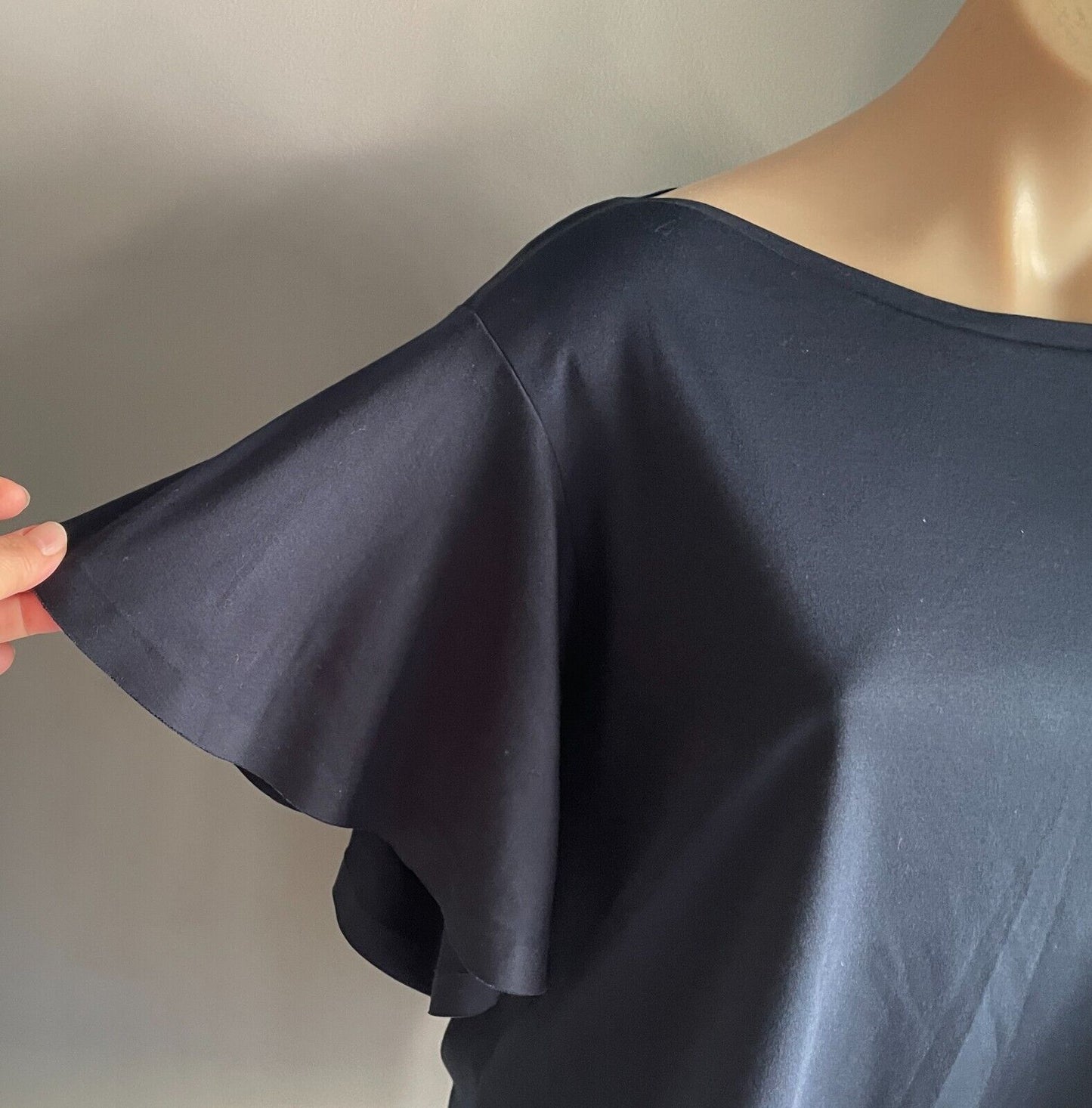 Navy Top Boat Neck Short Flounce Sleeve Size 16 Good Quality Stretch Fabric