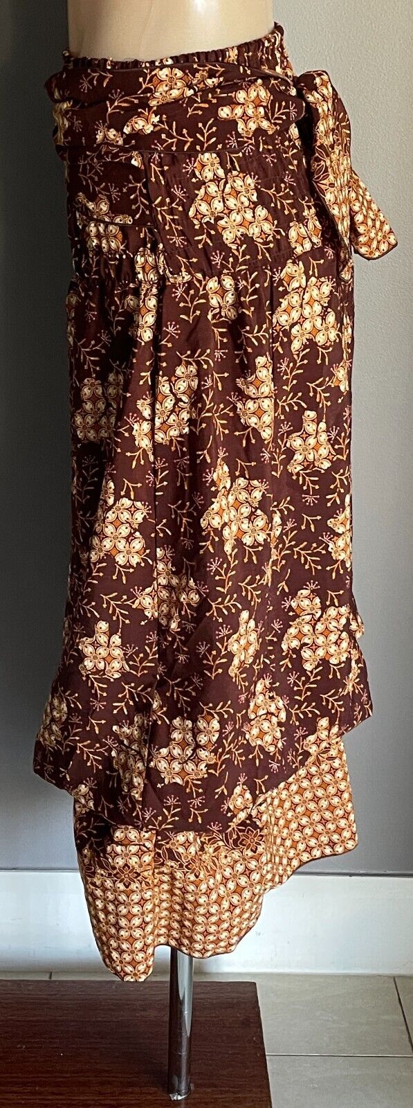 BATIK Skirt Brown Floral Fabric Strapless Dress Pick Ups Elastic Waist Sz 10 NEW