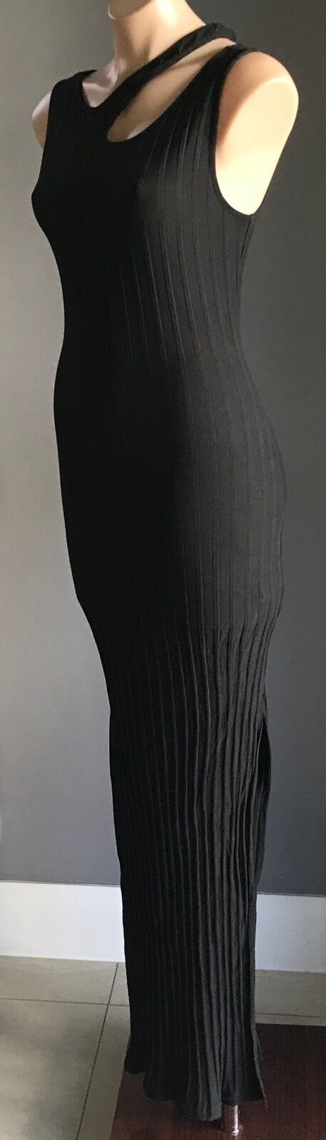 Maxi Dress MINKPINK Black Sleeveless Cut Out Neck Stretch Ribbed Size S 10 NEW